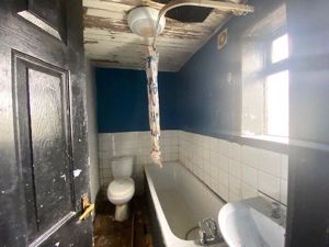 Photo 9- click for photo gallery